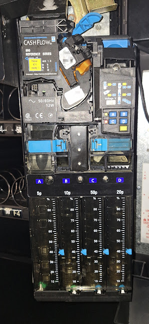 Crane National 765 Vending Machine – Refurbished - Image 4